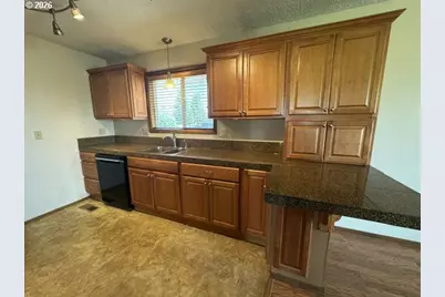 51684 Highway 237, North Powder, OR 97867 - Photo 10
