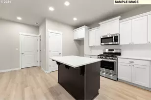 3135 S Nectarine St, Cornelius, OR 97113 - Photo 12