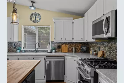 580 NW Quarry Rd, Albany, OR 97321 - Photo 14