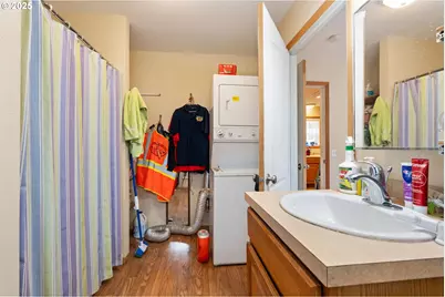 3607 SE 130th Ave, Portland, OR 97236 - Photo 32