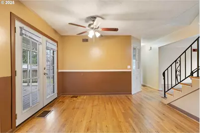 3607 SE 130th Ave, Portland, OR 97236 - Photo 8