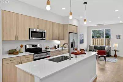 7256 NE Going St, Portland, OR 97218 - Photo 12