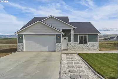 2208 Key Boulevard, Milton-Freewater, OR 97862 - Photo 1