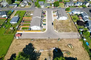 747 Periander Wy, Harrisburg, OR 97446 - Photo 1