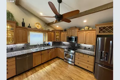 31601 SE Lawrence Rd, Estacada, OR 97023 - Photo 10