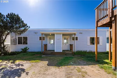269 S Pacific St, Rockaway Beach, OR 97136 - Photo 2