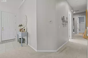 819 Hazeltine Ave SE, Salem, OR 97306 - Photo 4