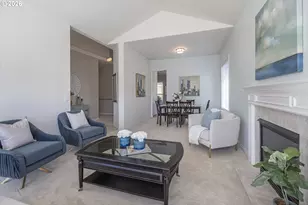 819 Hazeltine Ave SE, Salem, OR 97306 - Photo 8