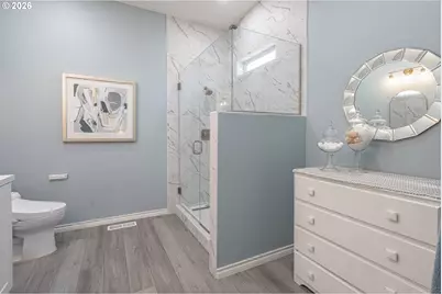 819 Hazeltine Ave SE, Salem, OR 97306 - Photo 16