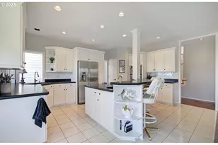 2609 NW Cascade St, Camas, WA 98607 - Photo 10