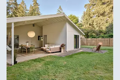 16625 Astor Ave, Lake Oswego, OR 97035 - Photo 30