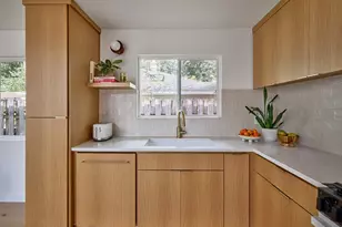 16625 Astor Ave, Lake Oswego, OR 97035 - Photo 10