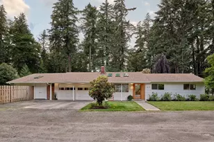 16625 Astor Ave, Lake Oswego, OR 97035 - Photo 2