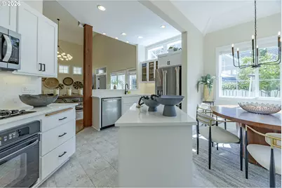 439 Covey Ln, Eugene, OR 97401 - Photo 8