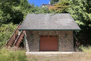 6055 Santa Rd, Florence, OR 97439 - Photo 10