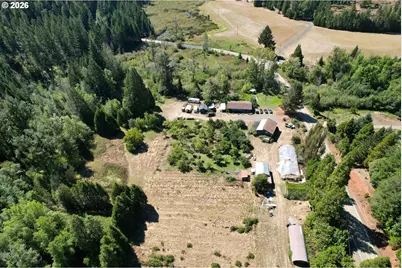 3685 Windy Creek Rd, Glendale, OR 97442 - Photo 1