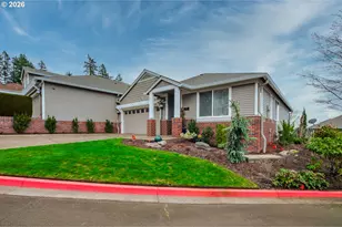 4728 Cambridge Ct, Lake Oswego, OR 97035 - Photo 2