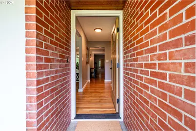 2315 Lynnwood Dr, Longview, WA 98632 - Photo 4