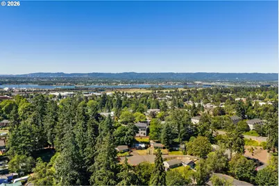 2902 E McLoughlin Blvd #1, Vancouver, WA 98661 - Photo 36