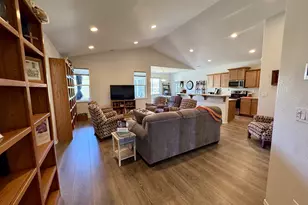 418 Memory Ln, Brookings, OR 97415 - Photo 8