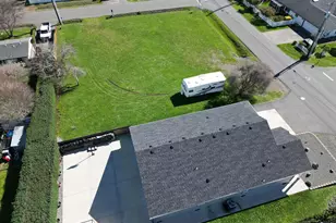 418 Memory Ln, Brookings, OR 97415 - Photo 36