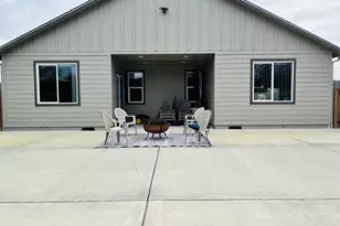 418 Memory Ln, Brookings, OR 97415 - Photo 32