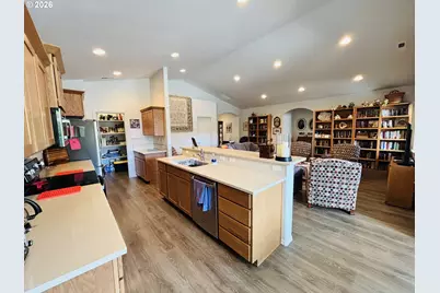 418 Memory Ln, Brookings, OR 97415 - Photo 14