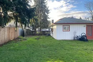 2055 Devos St, Eugene, OR 97402 - Photo 6
