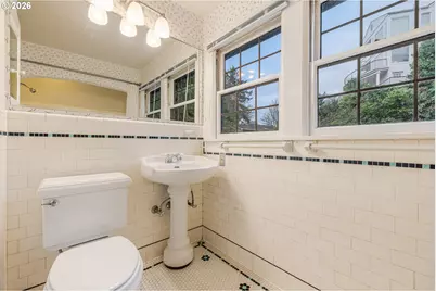 [Address not provided], Portland, OR 97210 - Photo 32