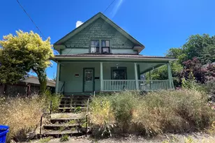 4904 NE 12th Ave, Portland, OR 97211 - Photo 1