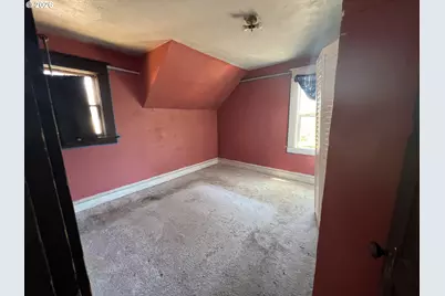 4904 NE 12th Ave, Portland, OR 97211 - Photo 16