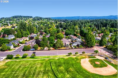 15560 SW Hearth Ct, Beaverton, OR 97007 - Photo 48
