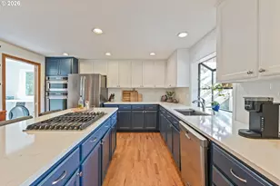 15560 SW Hearth Ct, Beaverton, OR 97007 - Photo 12