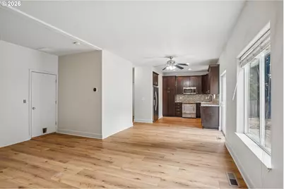 11596 SE Springcrest Dr, Clackamas, OR 97015 - Photo 10
