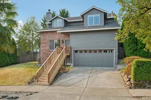 11596 SE Springcrest Dr, Clackamas, OR 97015 - Photo 2
