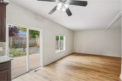 11596 SE Springcrest Dr, Clackamas, OR 97015 - Photo 16