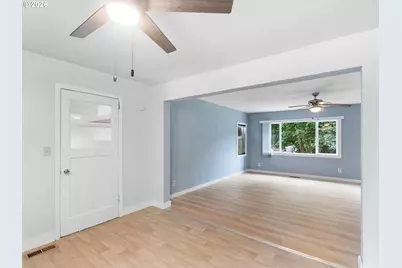 6481 SE 142nd Ave, Portland, OR 97236 - Photo 8