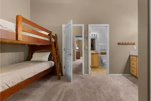 30605 E Camryn Way, Government Camp, OR 97028 - Photo 16