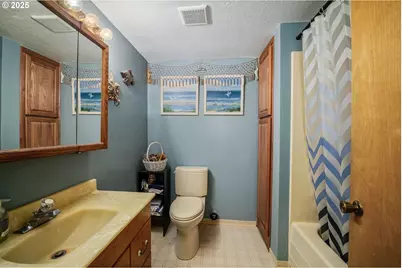 11046 Winstanley Dr, Lyons, OR 97358 - Photo 24