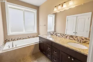 940 Makena Ln, Hood River, OR 97031 - Photo 18