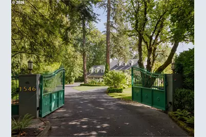 1546 S Military Rd, Portland, OR 97219 - Photo 4