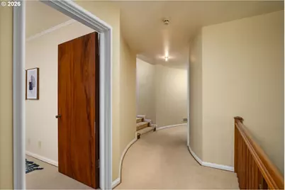 5040 SW Hilltop Ln, Portland, OR 97221 - Photo 24
