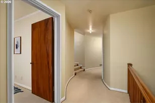 5040 SW Hilltop Ln, Portland, OR 97221 - Photo 24
