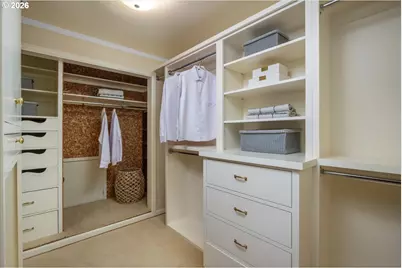 5040 SW Hilltop Ln, Portland, OR 97221 - Photo 26