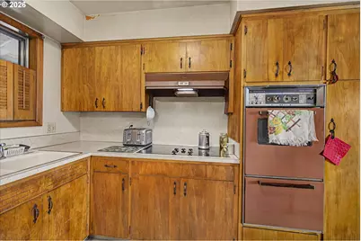 5404 NE Chateau Dr, Vancouver, WA 98661 - Photo 12