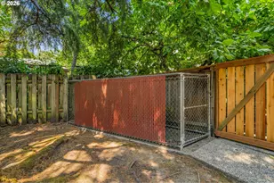 5504 Westfield Ct, Lake Oswego, OR 97035 - Photo 38