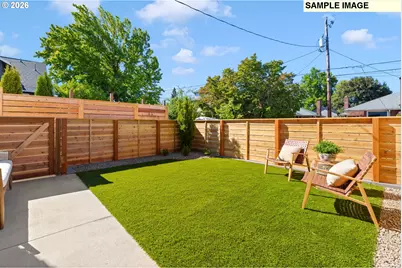 1520 NE Jarrett St #A, Portland, OR 97211 - Photo 2