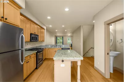 1912 NE 48th Way, Hillsboro, OR 97124 - Photo 14