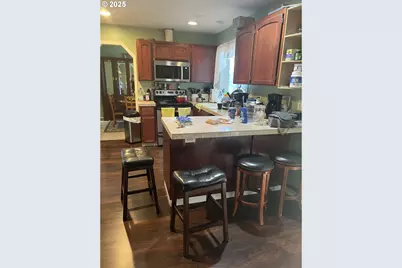 7800 NW 10th Ct, Vancouver, WA 98665 - Photo 2