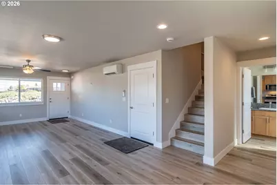 1542 W Thyme Dr, Roseburg, OR 97471 - Photo 22